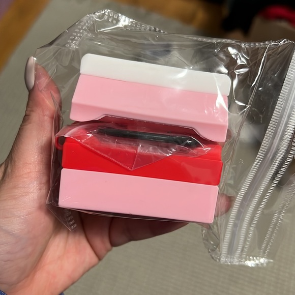 AirPod Pro Case - Picture 2 of 5